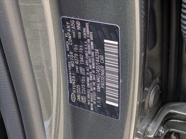 new 2025 Hyundai Elantra car, priced at $29,015