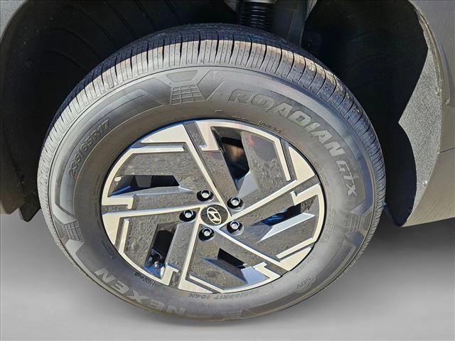 new 2025 Hyundai TUCSON Hybrid car, priced at $33,883