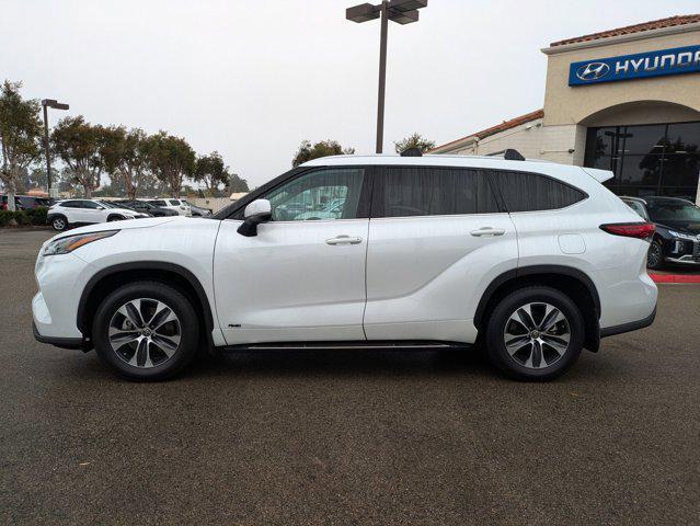 used 2022 Toyota Highlander Hybrid car, priced at $42,309