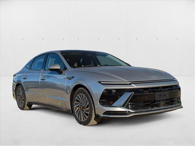 new 2025 Hyundai Sonata Hybrid car, priced at $39,250