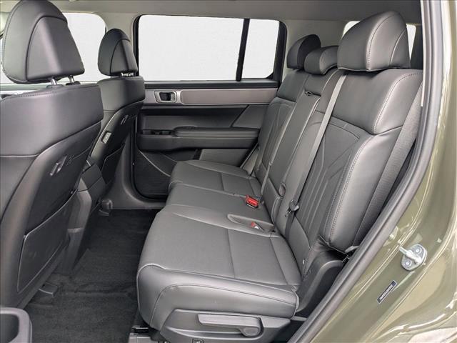 new 2025 Hyundai Santa Fe car, priced at $40,660