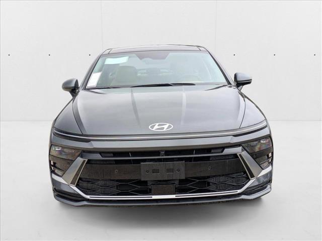 new 2025 Hyundai Sonata Hybrid car, priced at $39,155