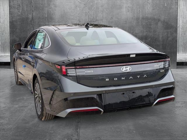new 2025 Hyundai Sonata Hybrid car, priced at $38,405
