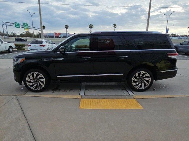 used 2022 Lincoln Navigator car, priced at $47,781