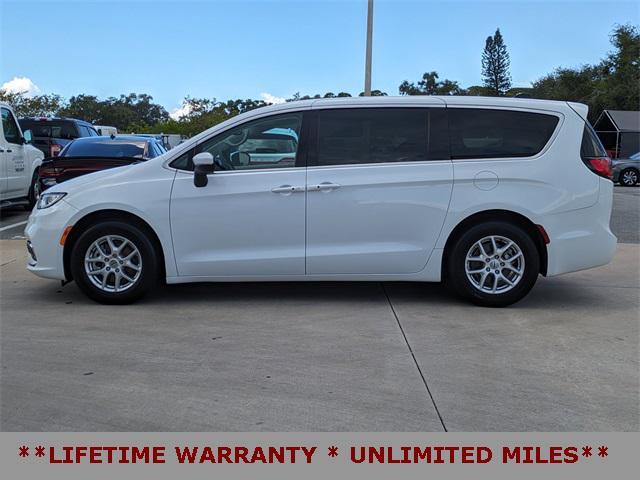 used 2023 Chrysler Pacifica car, priced at $26,993