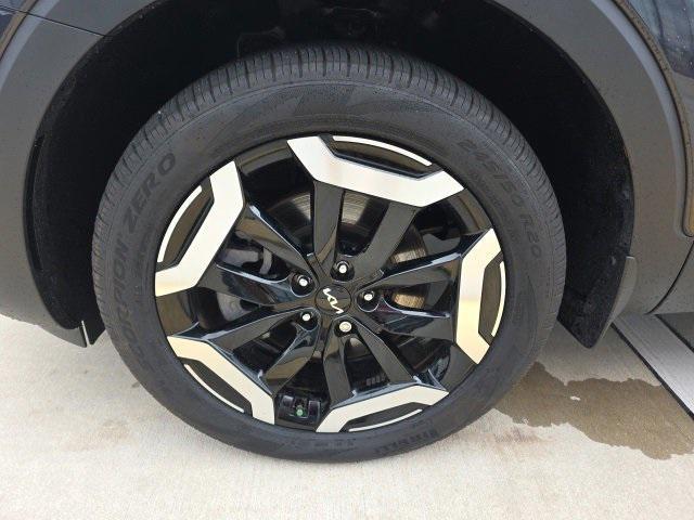 used 2025 Kia Telluride car, priced at $37,591