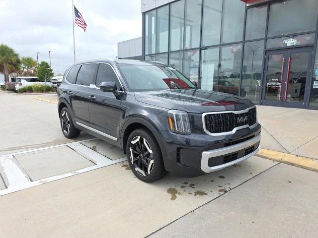 used 2025 Kia Telluride car, priced at $37,591