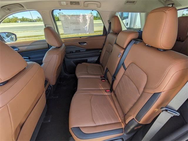 new 2025 Nissan Pathfinder car, priced at $47,401