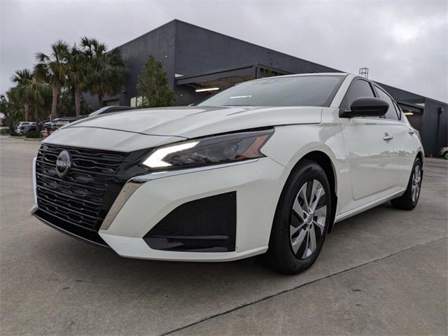 new 2025 Nissan Altima car, priced at $25,303