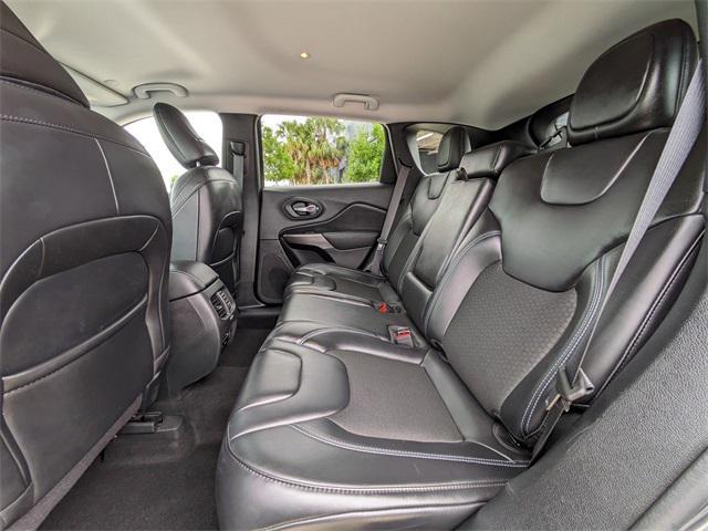 used 2020 Jeep Cherokee car, priced at $15,131
