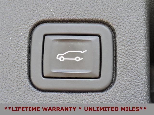 used 2022 Chevrolet Equinox car, priced at $19,995