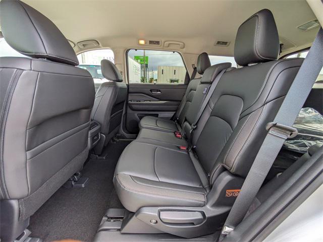 new 2025 Nissan Pathfinder car, priced at $39,859