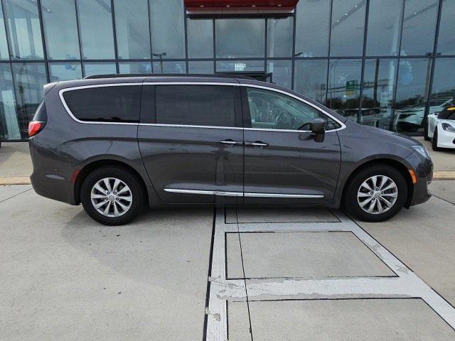 used 2017 Chrysler Pacifica car, priced at $17,991