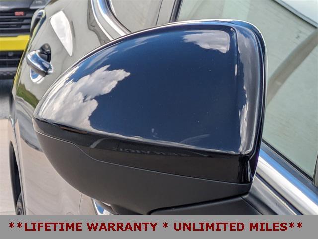 used 2023 Buick Envision car, priced at $22,999