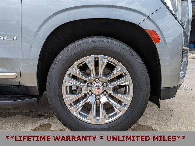 used 2023 GMC Yukon XL car, priced at $54,213