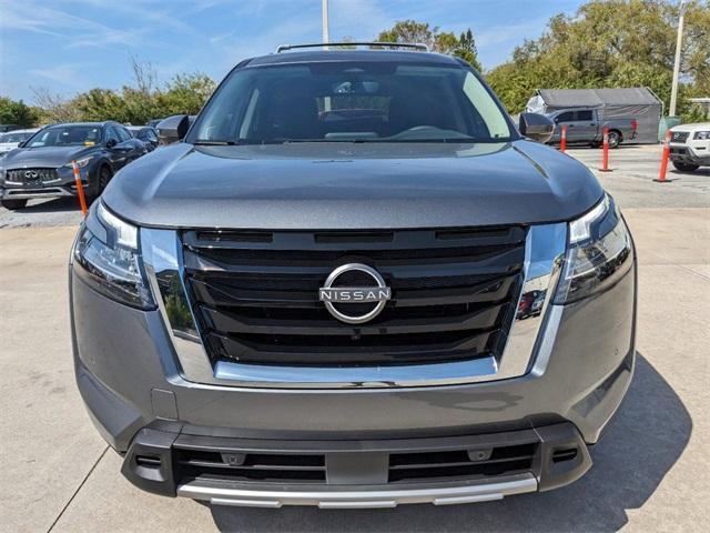 new 2024 Nissan Pathfinder car, priced at $41,095