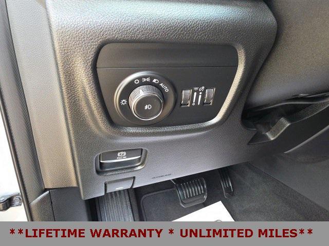 used 2022 Jeep Grand Cherokee L car, priced at $28,992