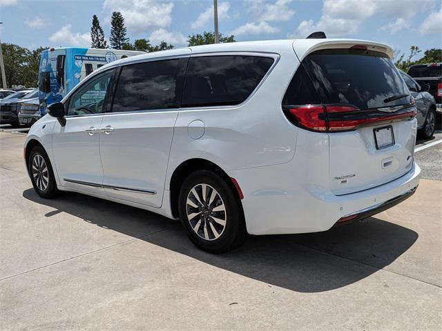 used 2023 Chrysler Pacifica Hybrid car, priced at $33,992