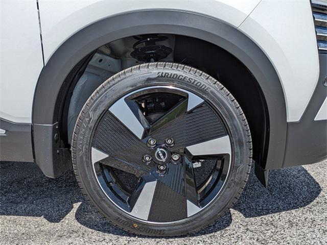 new 2025 Nissan Kicks car, priced at $27,694