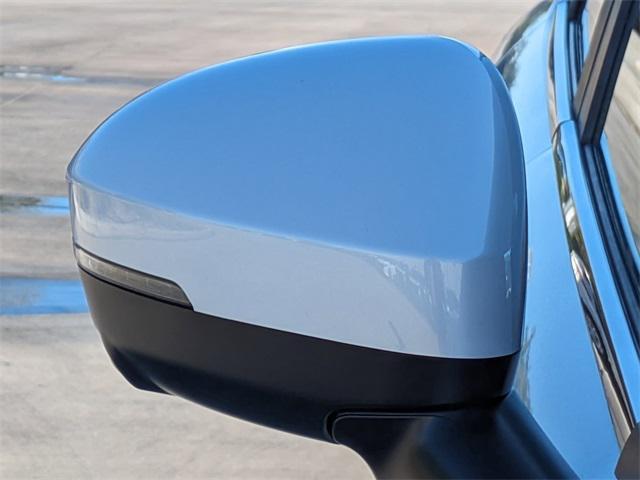 used 2025 Mitsubishi Outlander car, priced at $27,421