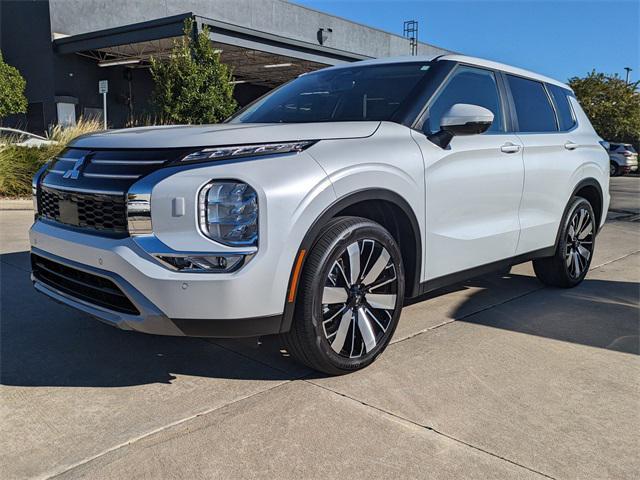 used 2025 Mitsubishi Outlander car, priced at $27,421