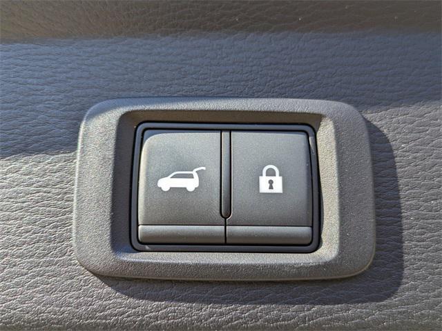 used 2025 Mitsubishi Outlander car, priced at $27,421