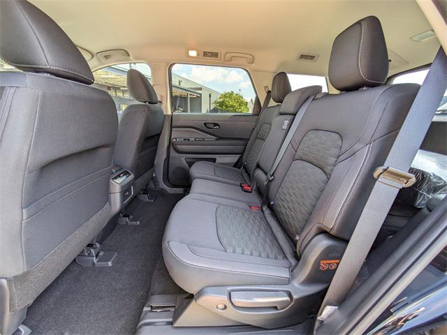 new 2025 Nissan Pathfinder car, priced at $37,611