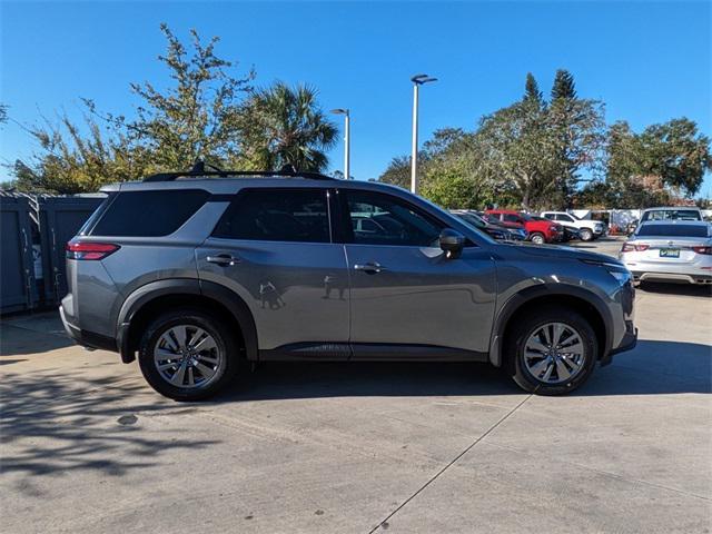 new 2025 Nissan Pathfinder car, priced at $40,007