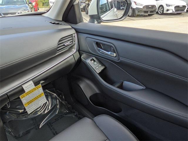 new 2025 Nissan Rogue car, priced at $32,482