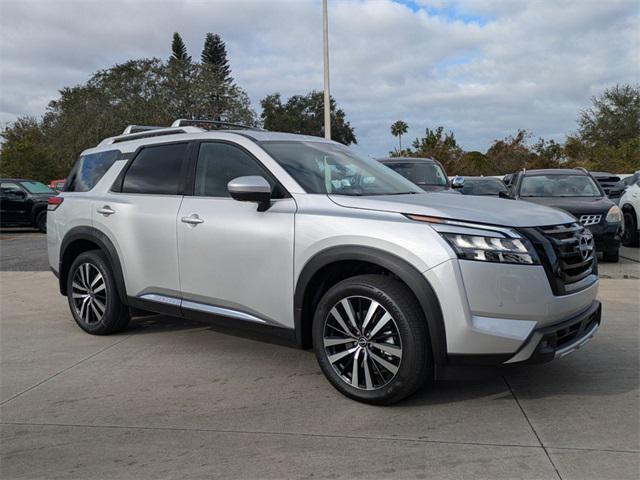 new 2025 Nissan Pathfinder car, priced at $48,015