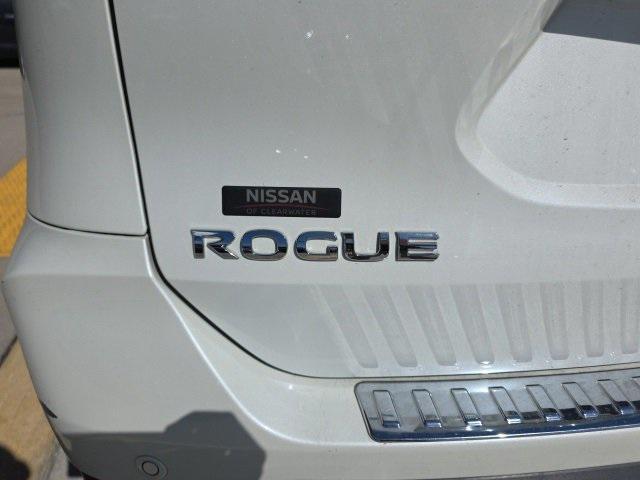 used 2019 Nissan Rogue car, priced at $17,321