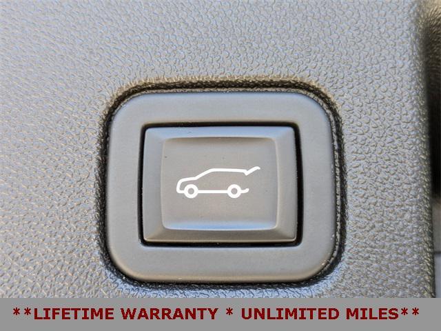 used 2022 Chevrolet Equinox car, priced at $19,573