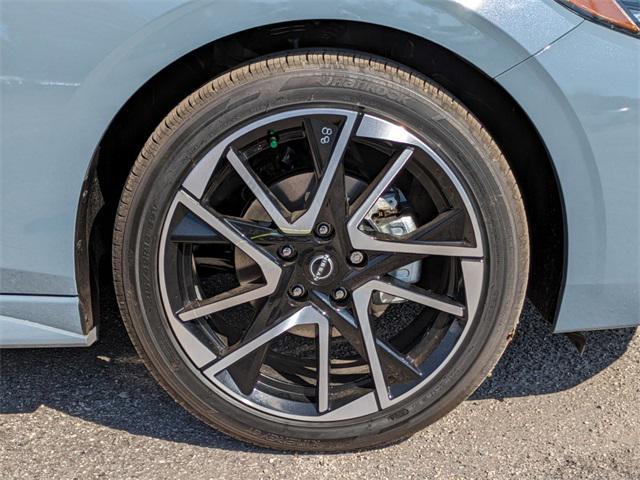 new 2025 Nissan Sentra car, priced at $26,580
