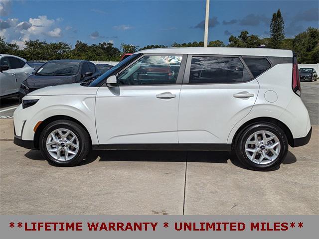 used 2025 Kia Soul car, priced at $18,392