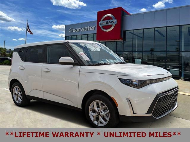 used 2025 Kia Soul car, priced at $19,371