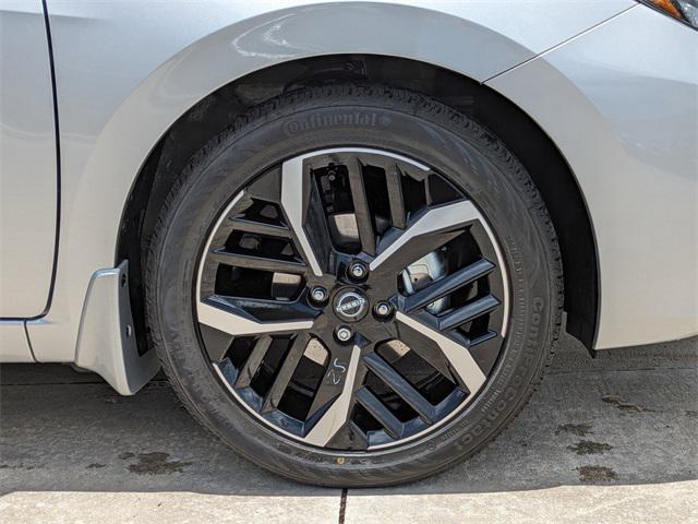 new 2025 Nissan Versa car, priced at $22,672