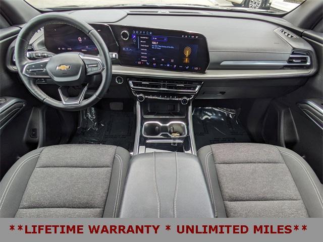 used 2024 Chevrolet Traverse car, priced at $40,992