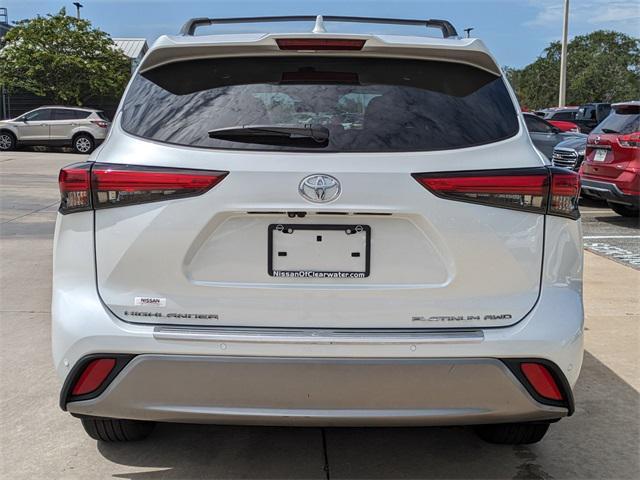 used 2023 Toyota Highlander car, priced at $40,993