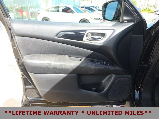 used 2017 Nissan Pathfinder car, priced at $11,211
