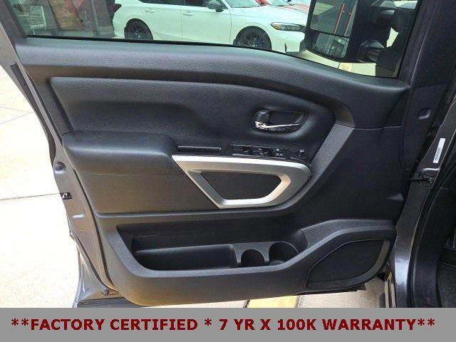 used 2023 Nissan Titan car, priced at $33,322