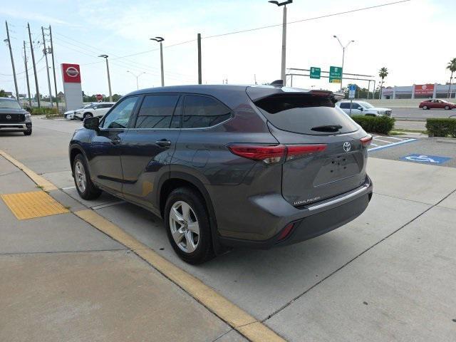 used 2022 Toyota Highlander car, priced at $30,382
