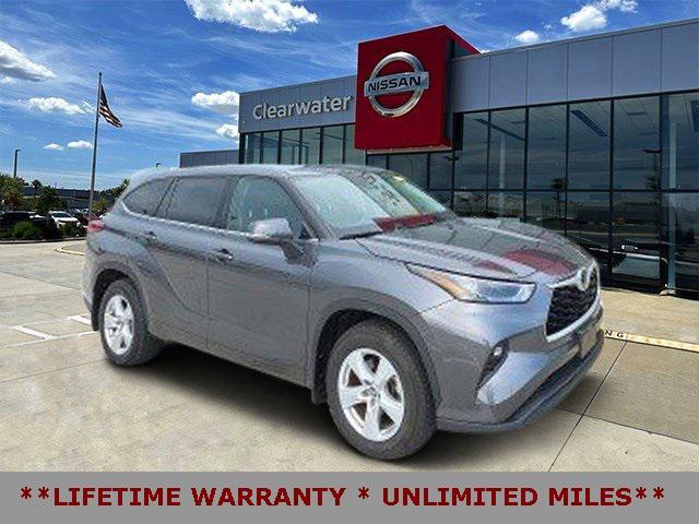 used 2022 Toyota Highlander car, priced at $29,782