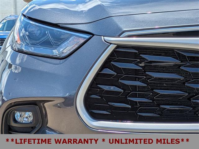 used 2022 Toyota Highlander car, priced at $28,995