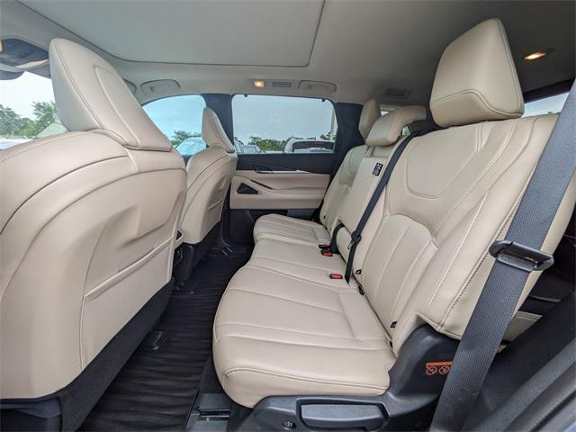 used 2023 INFINITI QX60 car, priced at $38,752