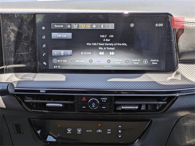 new 2025 Nissan Kicks car, priced at $27,811