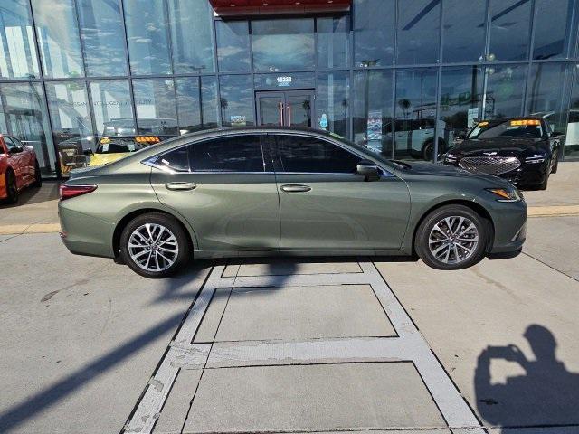 used 2023 Lexus ES 350 car, priced at $35,851