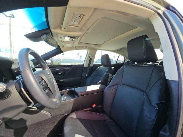 used 2023 Lexus ES 350 car, priced at $35,851