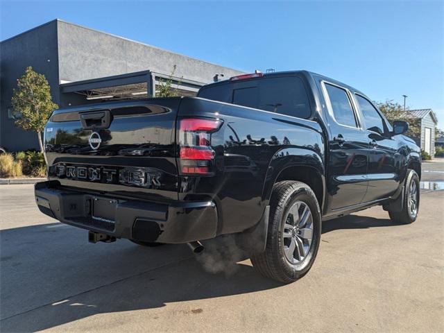 new 2025 Nissan Frontier car, priced at $34,556