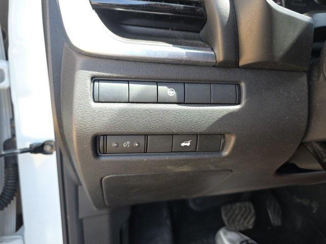 used 2022 Nissan Rogue car, priced at $22,492