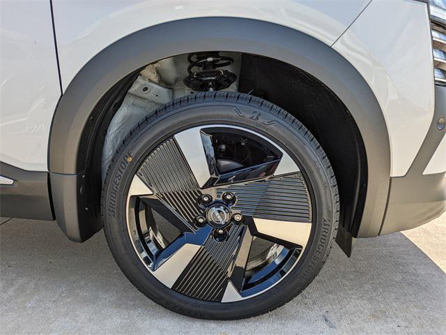 new 2025 Nissan Kicks car, priced at $26,948